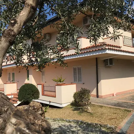 Degli Ulivi Bed & Breakfast